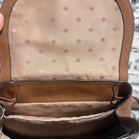 KATE SPADE~Leila~Large Flap Drawstring Backpack Warm Gingerbread Brown Leather - Picture 3 of 4